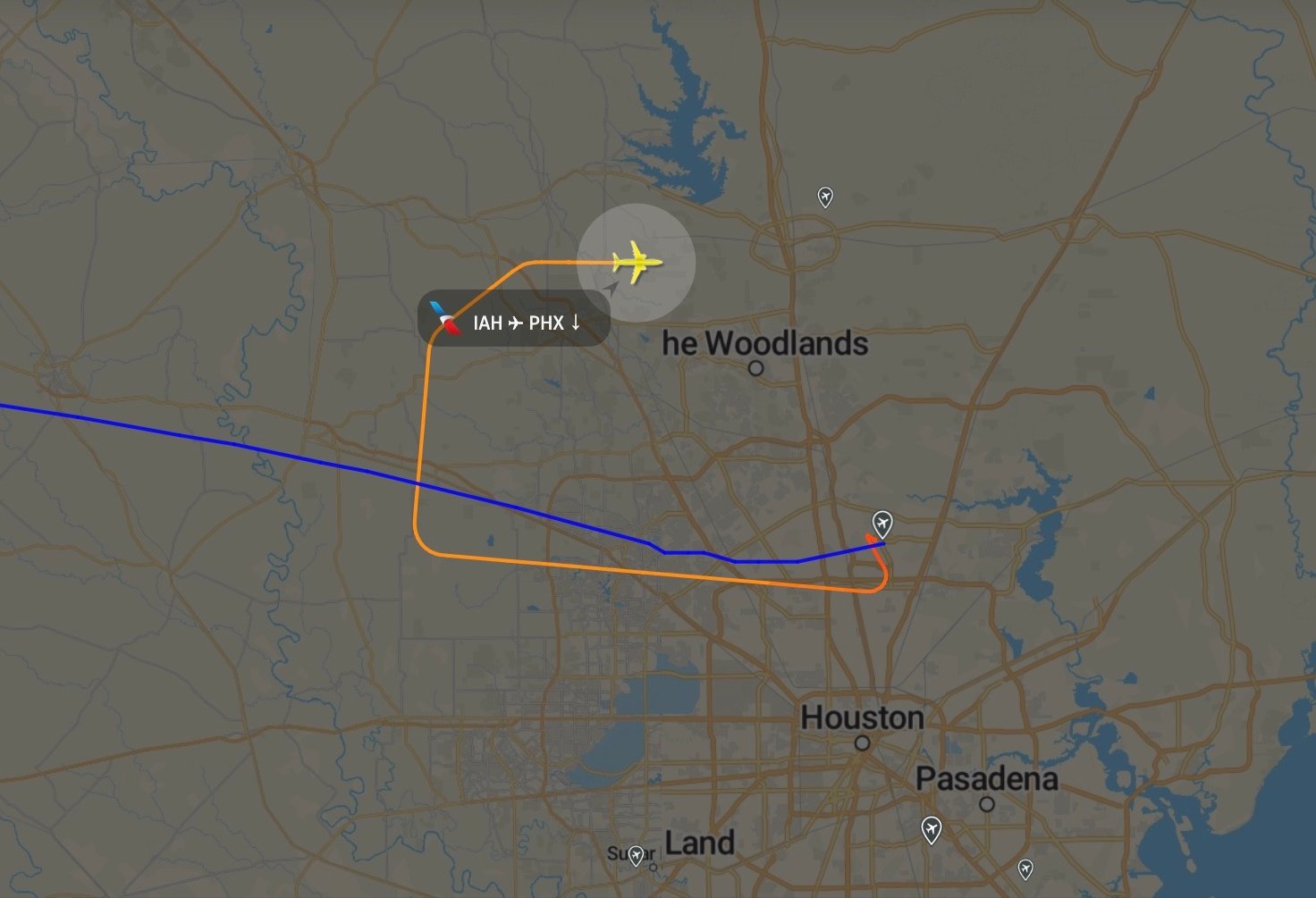 aa1937 emergency landing