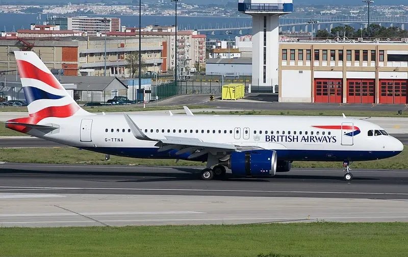 british airways ba547 hydraulic failure