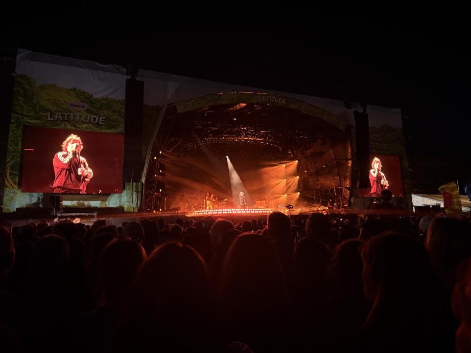 lewis capaldi latitude festival performance